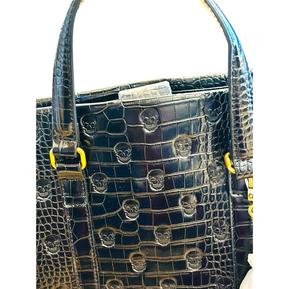 Betsey Johnson Xomattie Skull Patent Leather Work Tote Bag Black Gold Charms - Picture 2 of 16